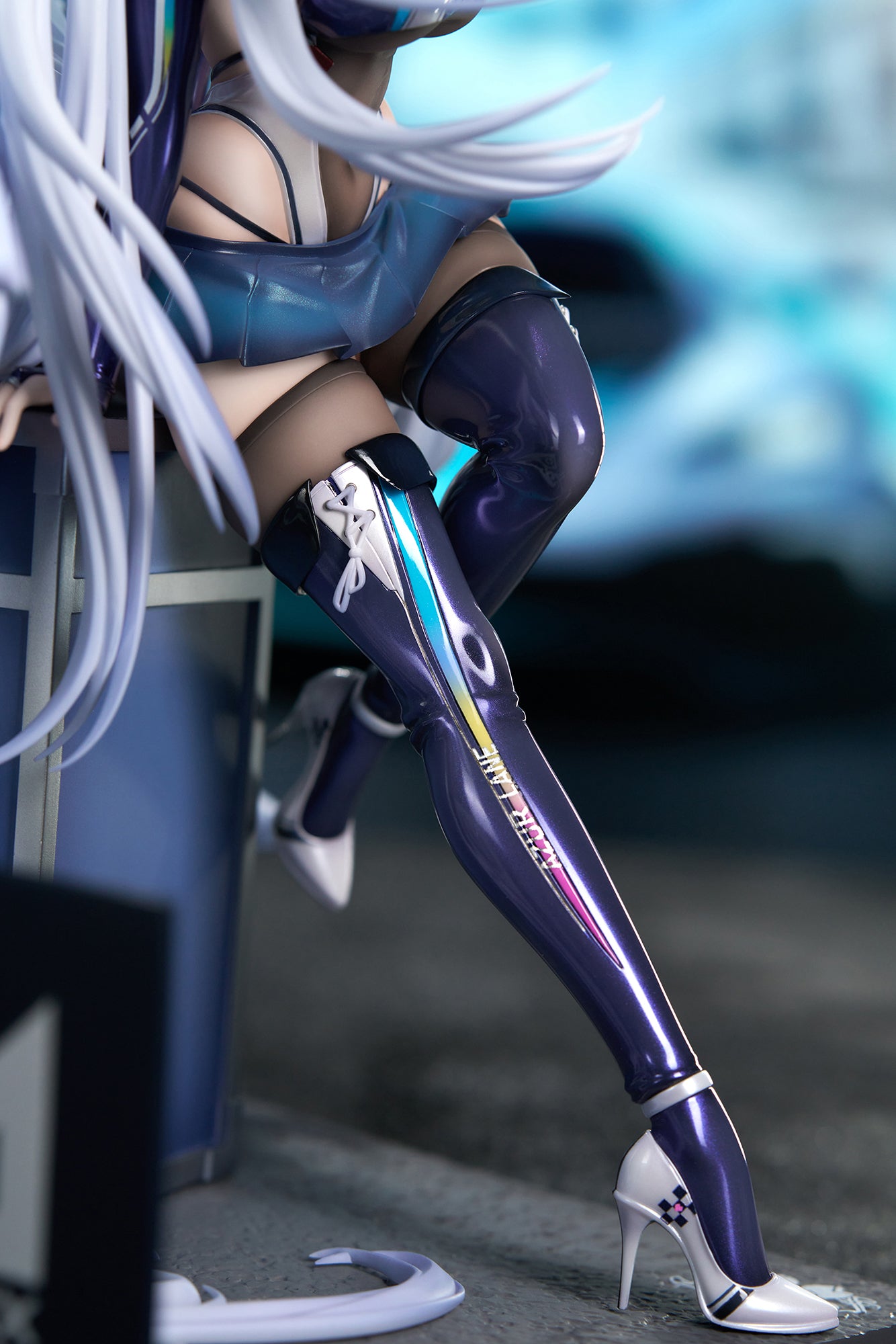 [Pre-order] Azur Lane - Shinano Figure (Silver Palanquin Ver., LED Acrylic Display Case Special Edition)