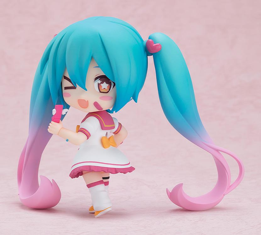 【Pre-order】Character Vocal Series 01 - Hatsune Miku Nendoroid (M@GICAL CURE! LOVE SHOT!)