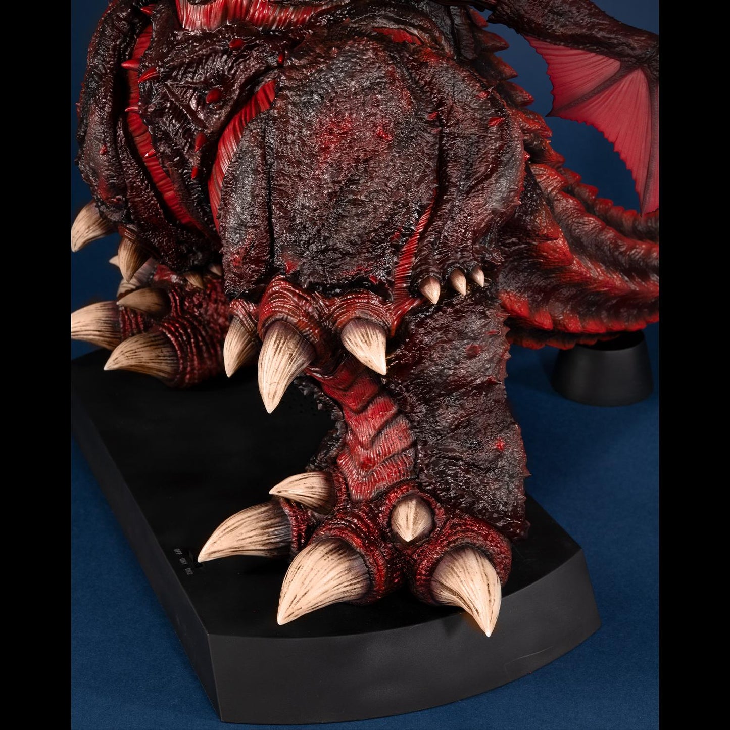 【Pre-order】UA Monsters - Destoroyah Figure (Perfect Form)