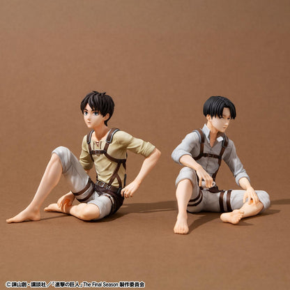 【Pre-order】Attack on Titan - Ellen, Levi Palm size Figure Set (G.E.M. Series, Squad Captain)
