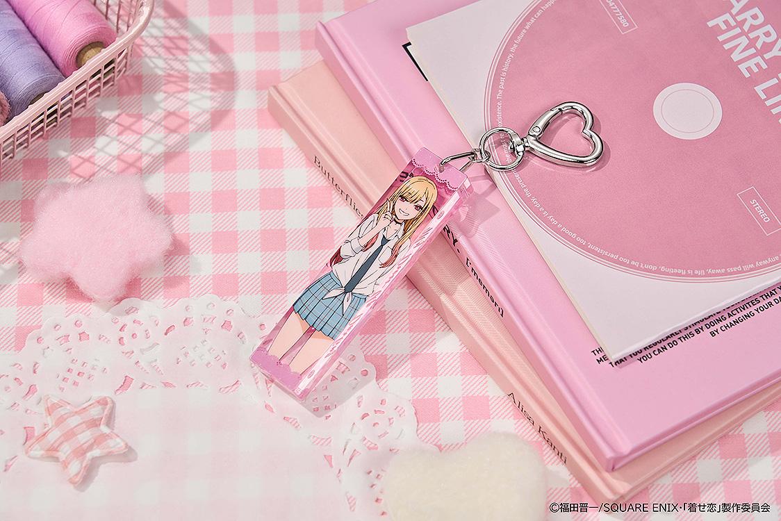 【Pre-order】My Dress-Up Darling -  Acrylic Keychain (Blind Box, Collectible, 8 Designs)
